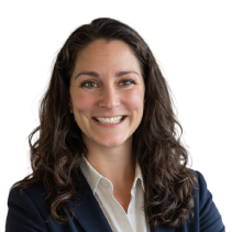 headshot_211x211_Danielle